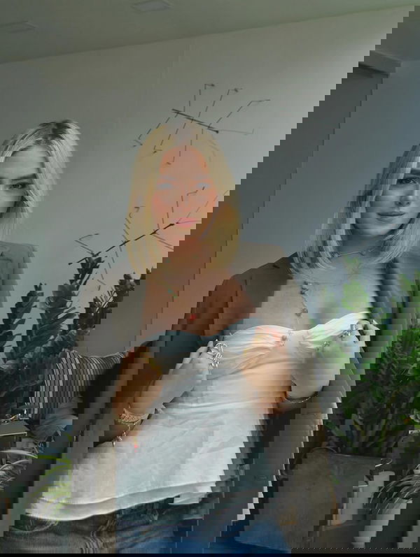 yijoxoh566, 19 years old from United Kingdom