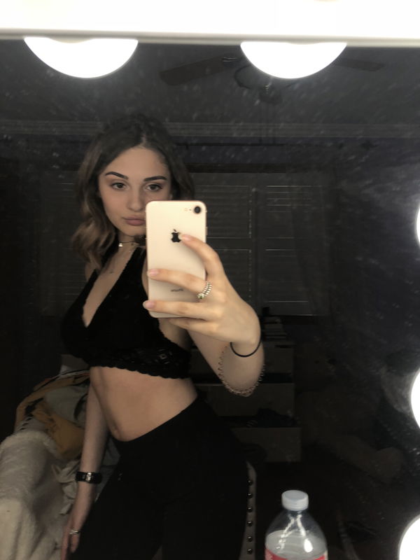 cebihip911, 23 years old from United Kingdom