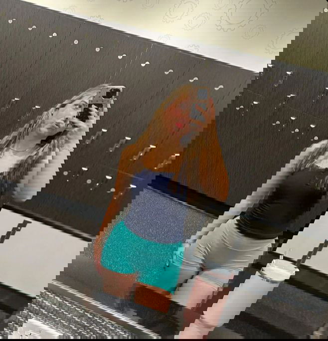 gawylojy's Cover Photo