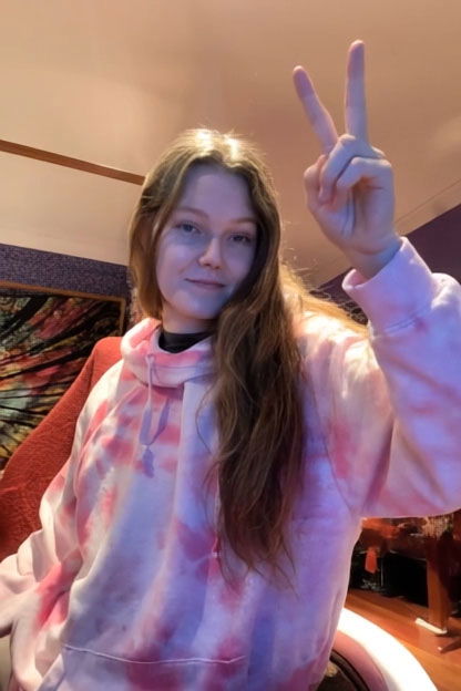 xedeji6377, 20 years old from United States