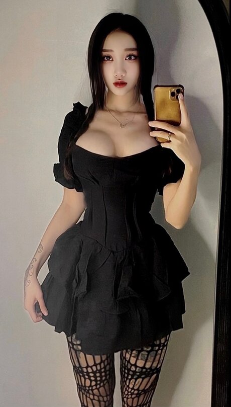 lifola3100, 21 years old from Denmark