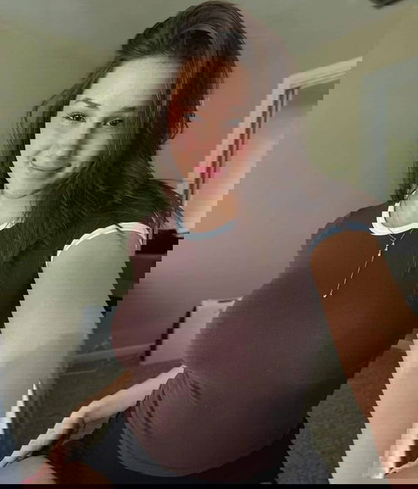 Jessica444, 21 years old from United States