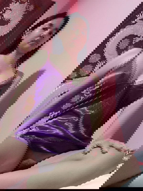 himbadhay, 23 years old from Switzerland