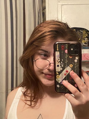 Eva--87589's Profile Photo