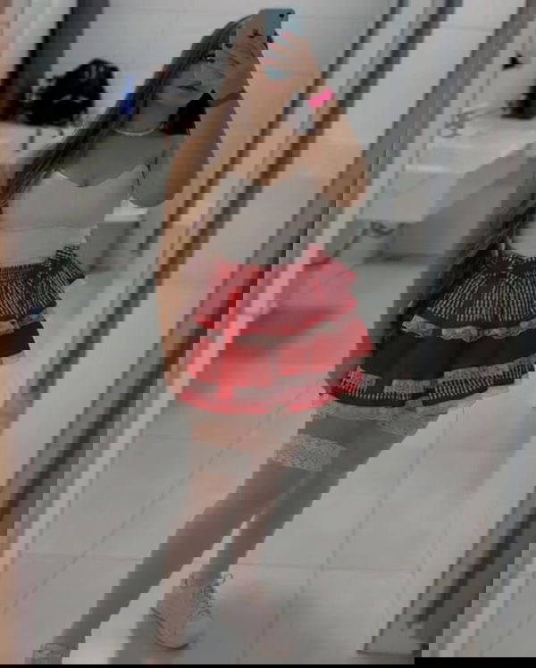 sojof96676, 19 years old from United Kingdom