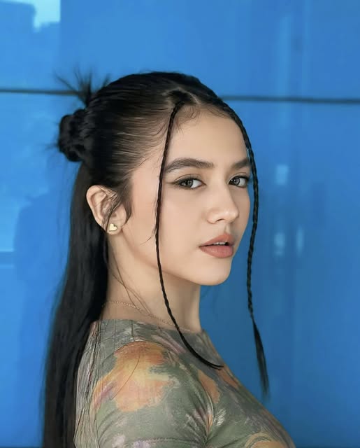 wiroy74494, 22 years old from United Kingdom