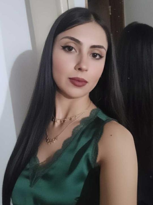 bevevyro's Cover Photo