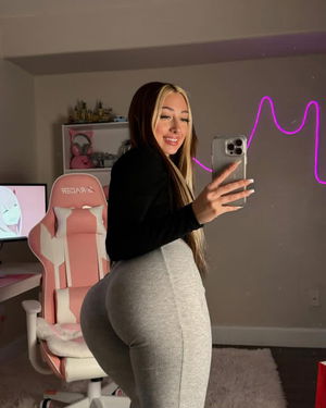 lindaaa's Profile Photo