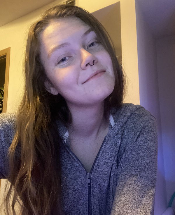 navocac898, 20 years old from United States