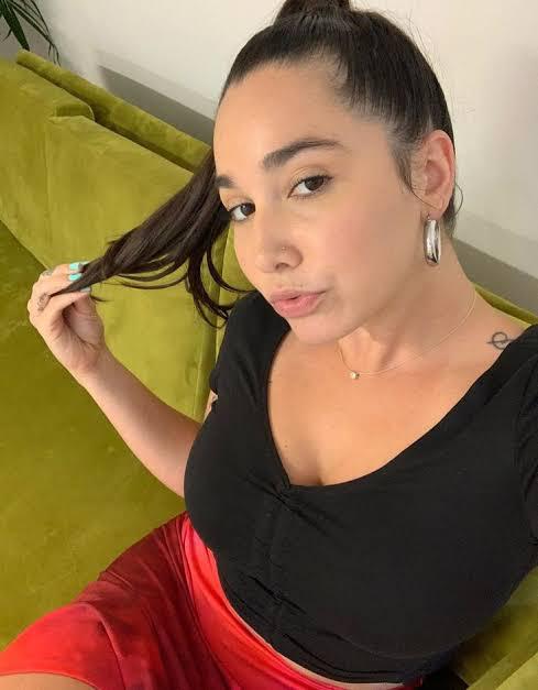 Karlee_sandra75's Cover Photo