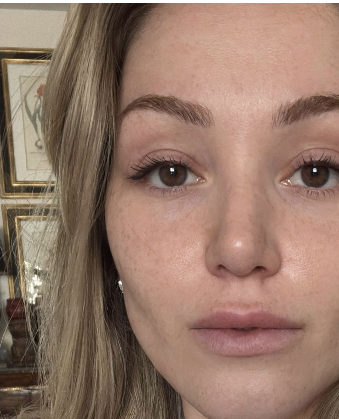 greyanniehaziah's Cover Photo