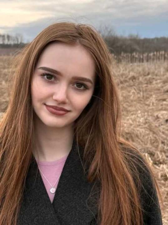 hgomuxf, 25 years old from Canada