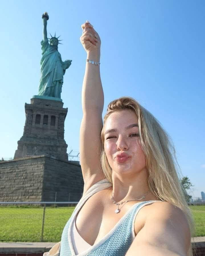 ronevec462, 25 years old from United States