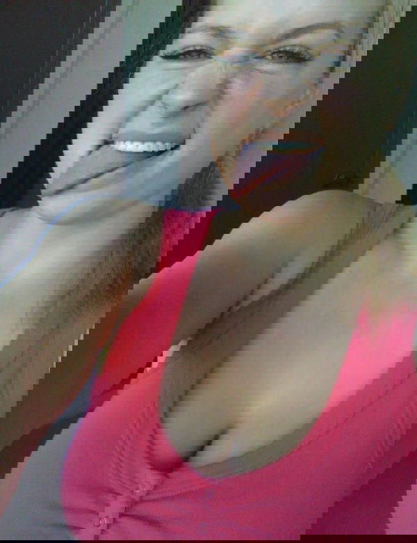 kiwakay512, 18 years old from United Kingdom