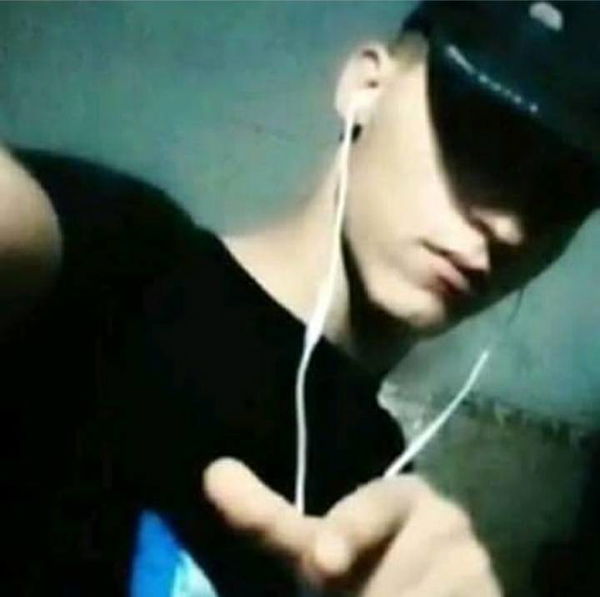 seddik, 28 years old from Algeria