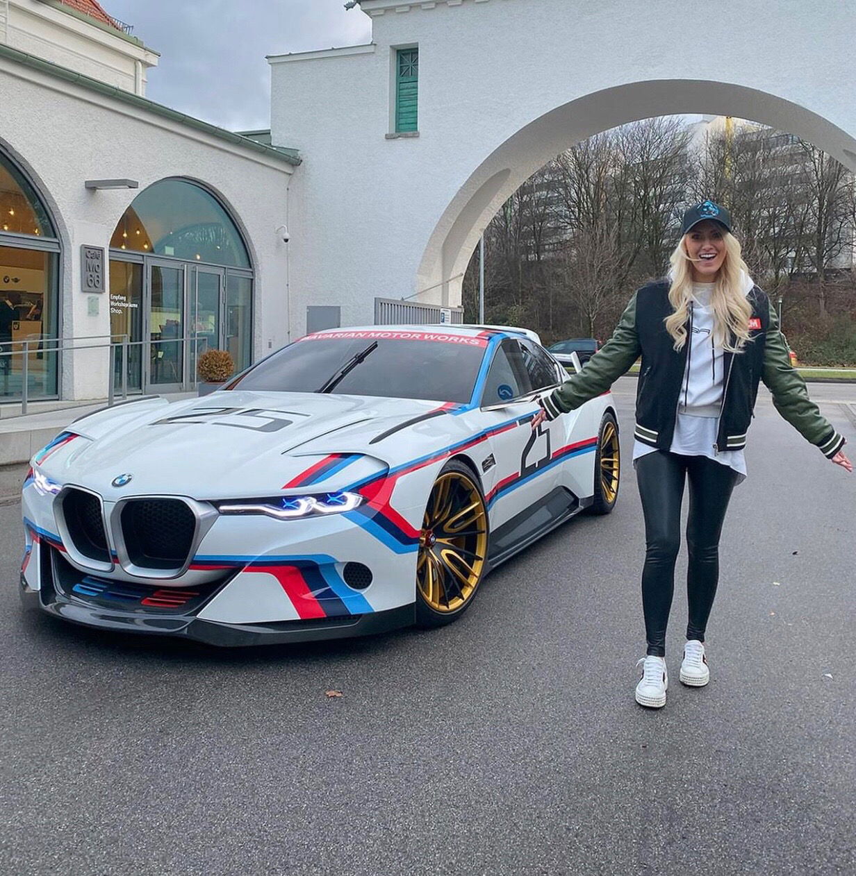 Billionaireevankate3323's Cover Photo