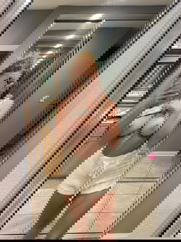 led8rrafev, 19 years old from Austria