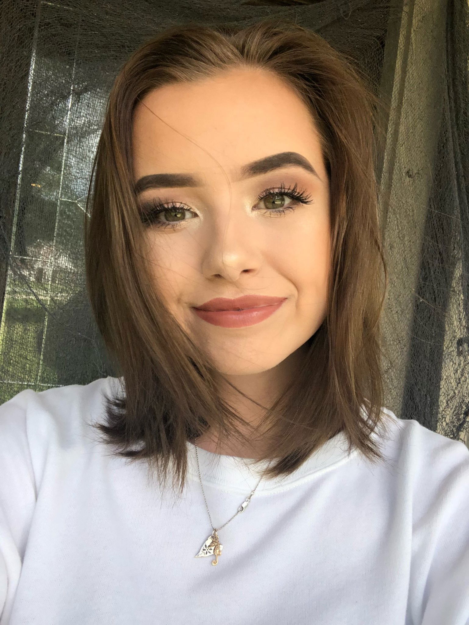 jjes864xzf's Cover Photo