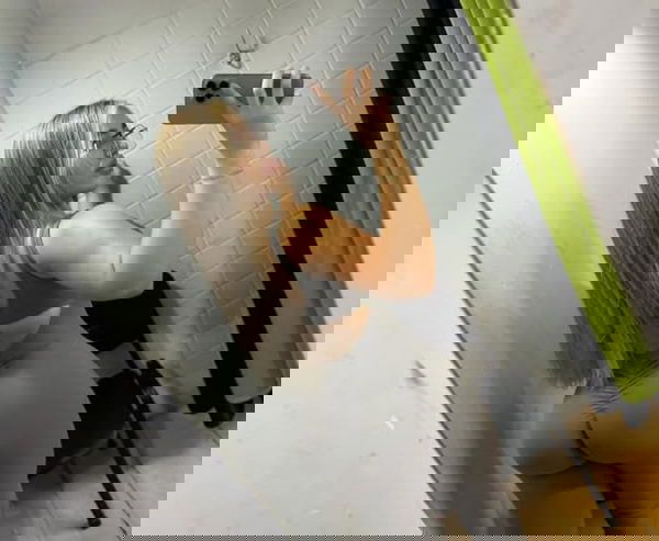 kobiw79814, 25 years old from United Kingdom