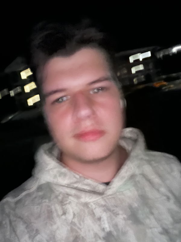 townes, 22 years old from United States