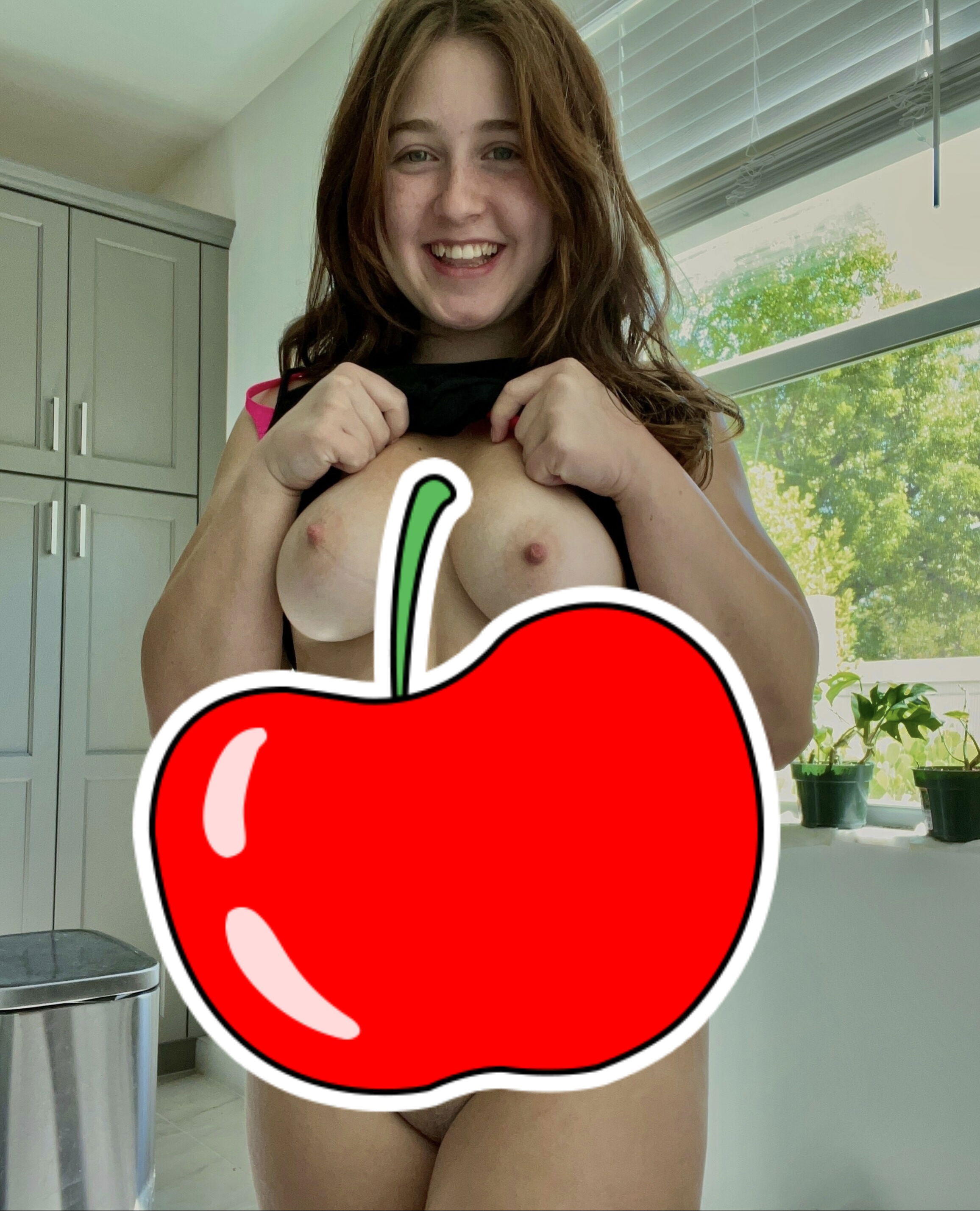 ebguky, 23 years old from United States