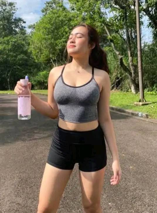 gijaxi2403, 22 years old from United States