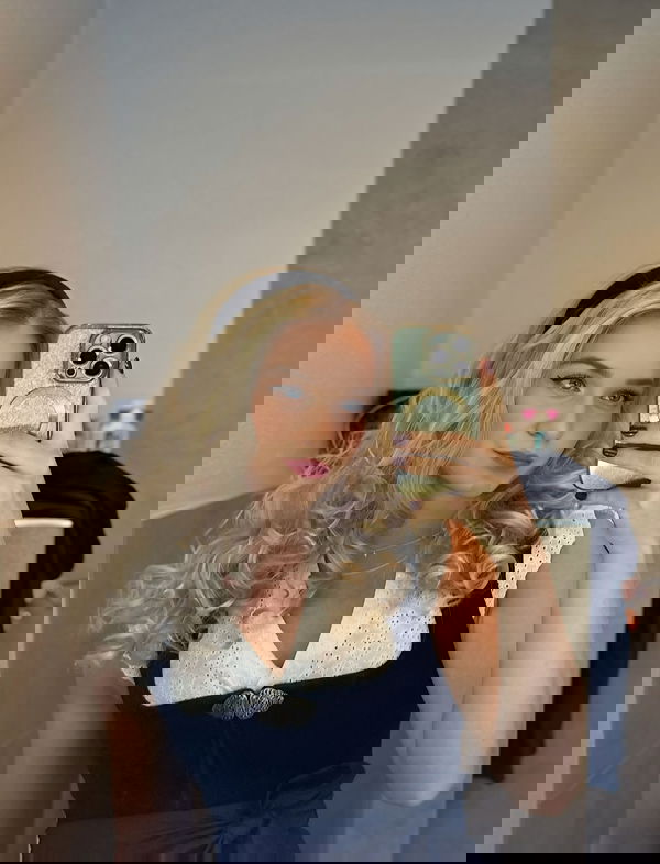 viviaxj57, 25 years old from United States