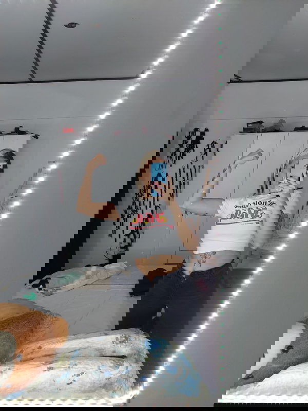 bejasag302, 20 years old from Canada