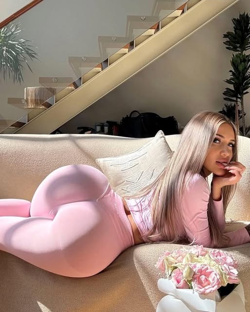 repihe3992, 24 years old from France