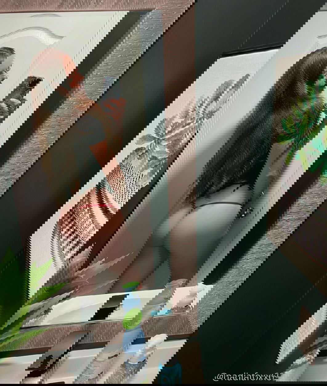 isofif's Cover Photo