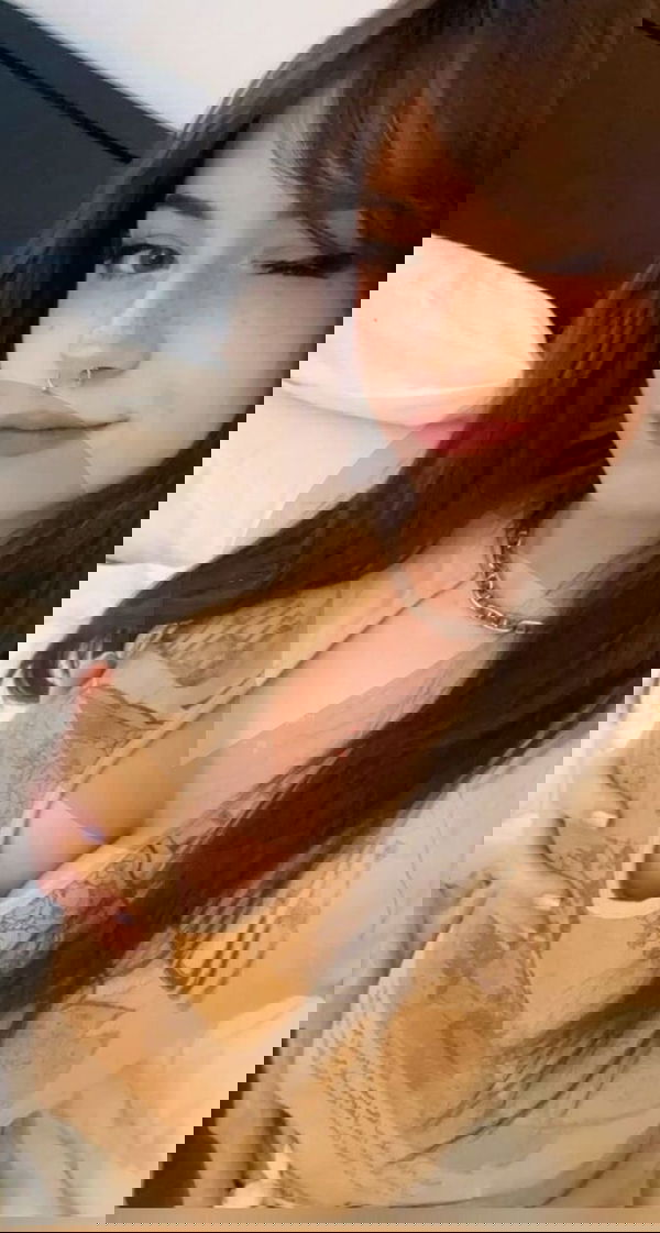 angela7843, 21 years old from United States