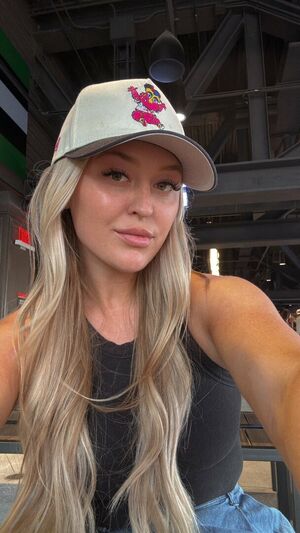 gogipe2749, 22 years old from Australia