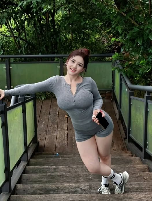 reyabe3039, 23 years old from United Arab Emirates