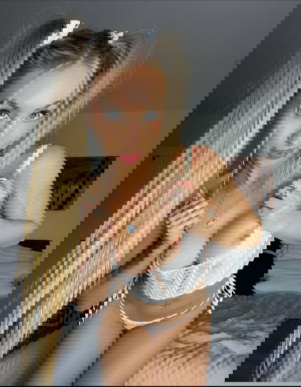 Obodo230, 21 years old from United States