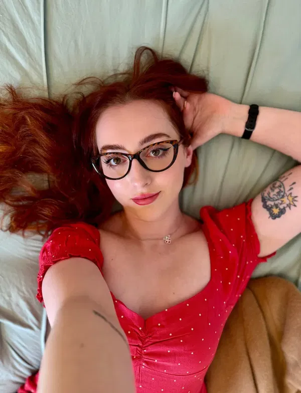 Aleena22, 22 years old from Germany