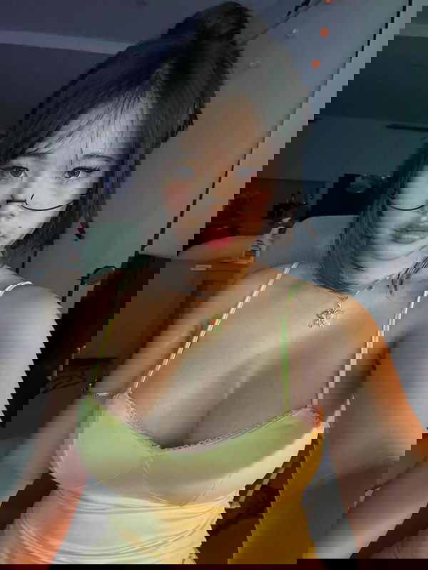 ginflyjoy, 23 years old from United States