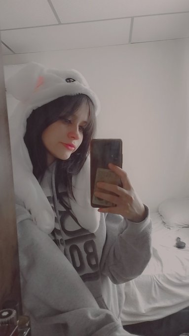 annedenny1's Cover Photo