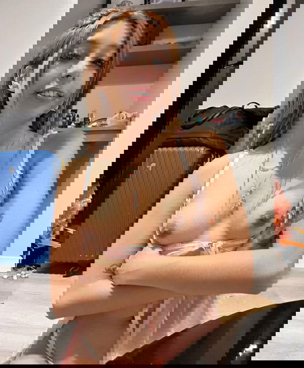 sikanalu, 22 years old from Denmark