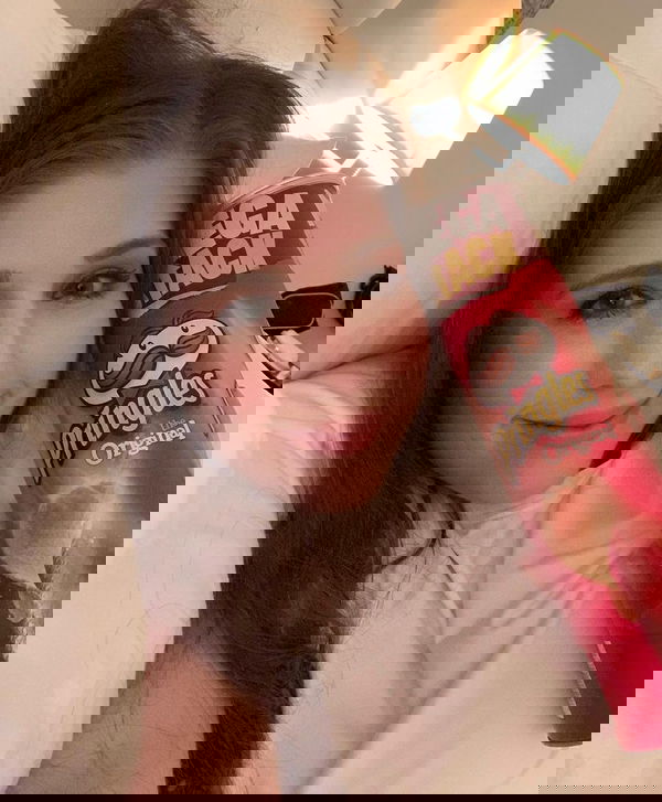 alison36, 25 years old from United States