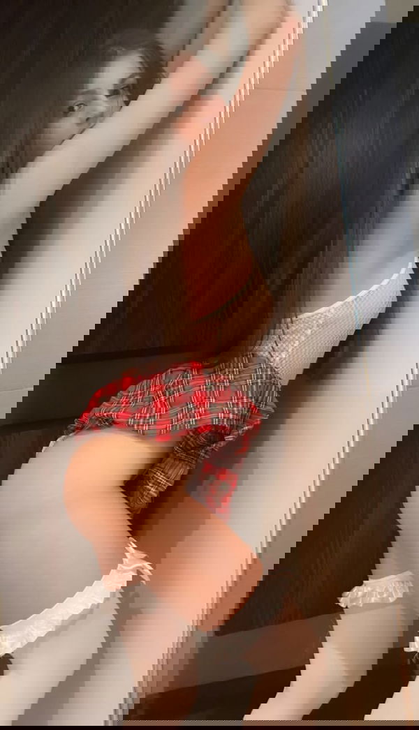 Juanita136, 22 years old from United Kingdom