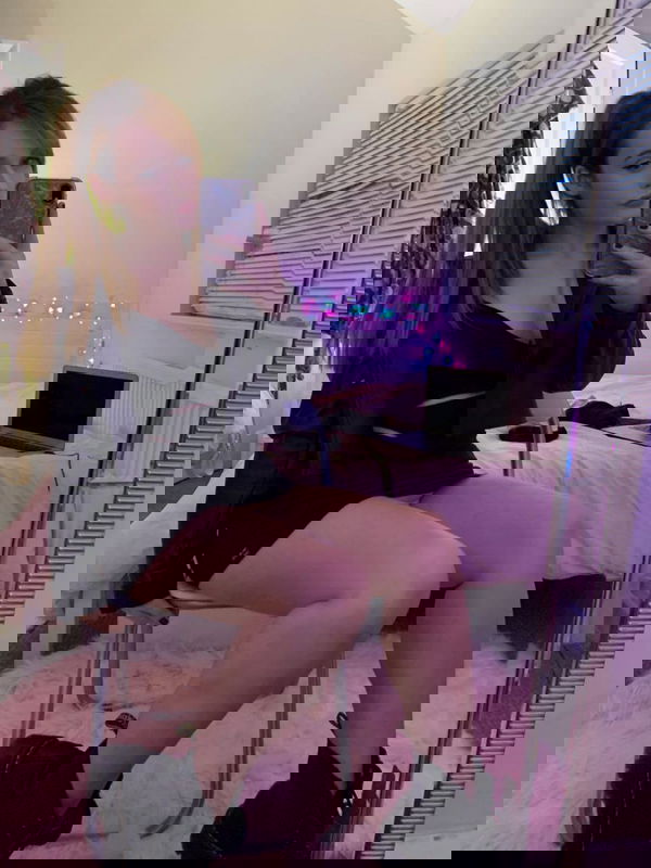 hiyoyih, 19 years old from United States