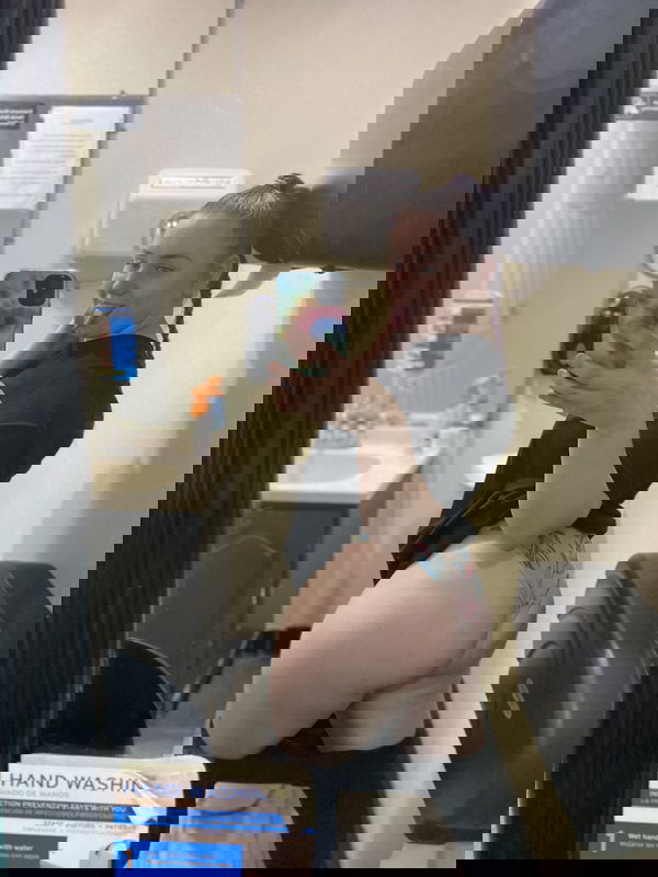 Ava24k, 23 years old from United States