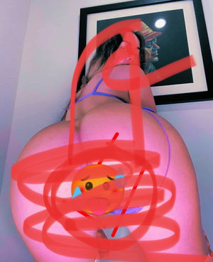 tinaqux28's Profile Photo