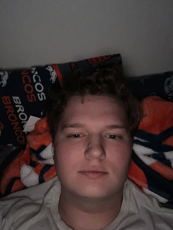 Emmit_dog, 20 years old from United States