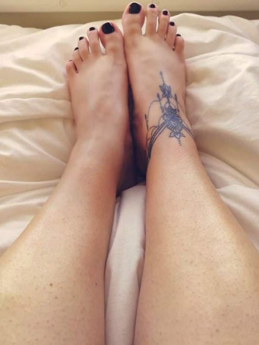 Lara2, 21 years old from Australia