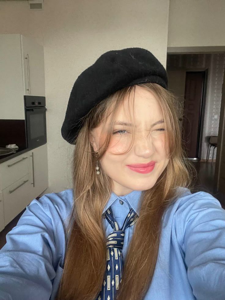 Arabella27885's Cover Photo