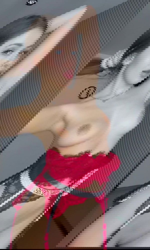 SaraM7, 24 years old from Austria