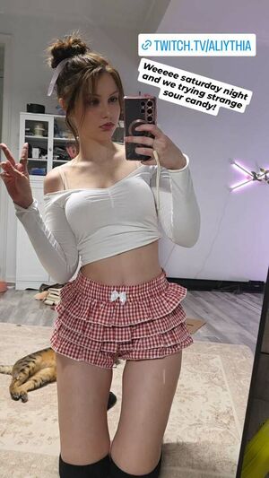 yoken95254, 22 years old from Italy