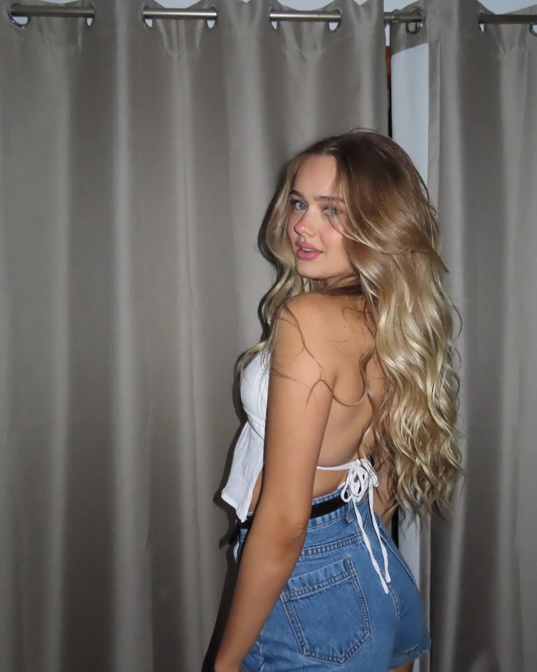 pefaf57929's Cover Photo