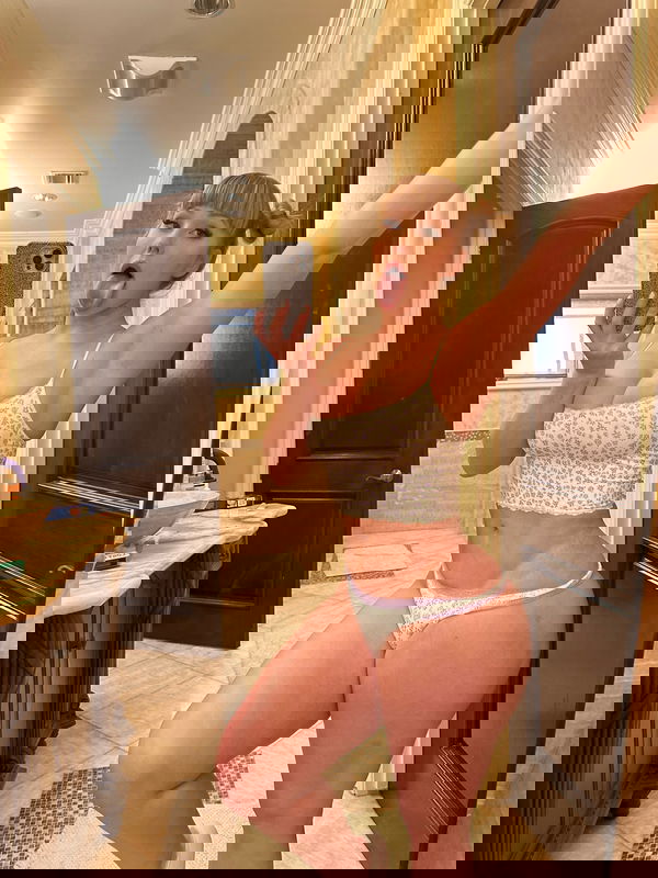 Brandirosa8453, 23 years old from United States